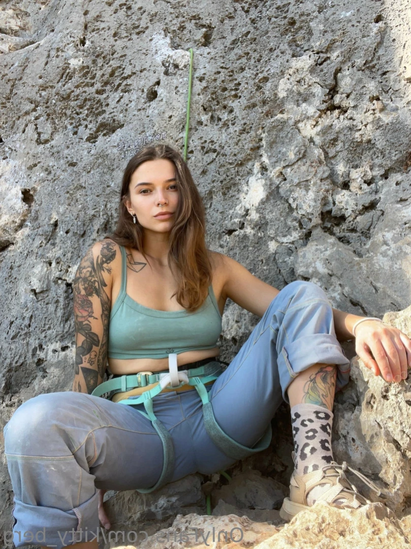 Kitty Berg 🏔1st nude climber [ kitty_berg ] Onlyfans leaked photo 11527974 on Hotleaks.tv