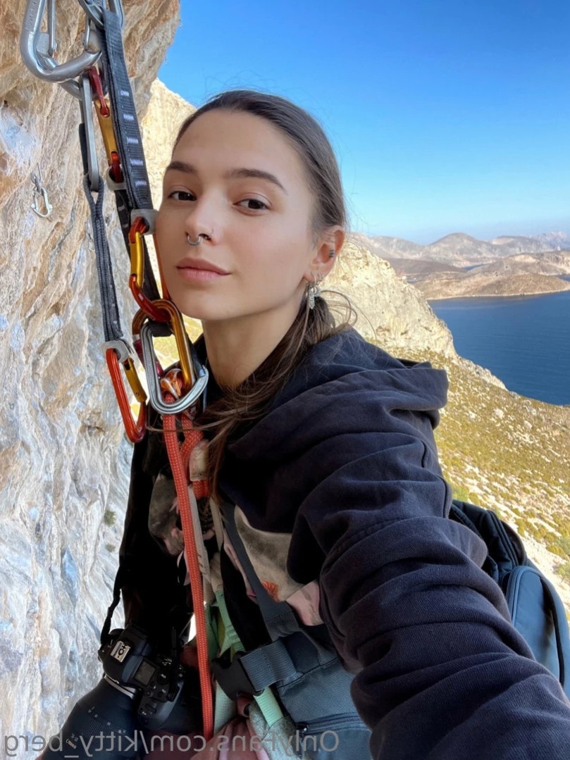 Kitty Berg 🏔1st nude climber [ kitty_berg ] Onlyfans leaked photo 11528188 on Hotleaks.tv