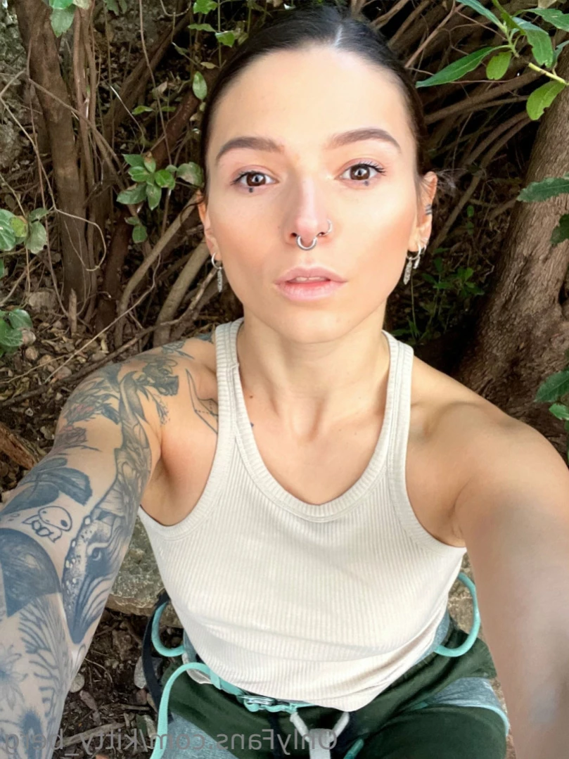 Kitty Berg 🏔1st nude climber [ kitty_berg ] Onlyfans leaked photo 13287957 on Hotleaks.tv
