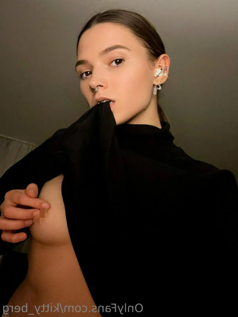 Kitty Berg 🏔1st nude climber [ kitty_berg ] Onlyfans leaked photo 13940503 on Hotleaks.tv