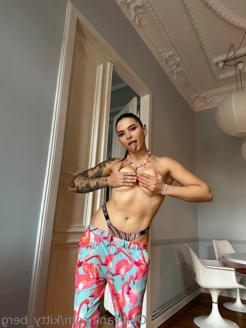 Kitty Berg 🏔1st nude climber [ kitty_berg ] Onlyfans leaked photo 14112820 on Hotleaks.tv