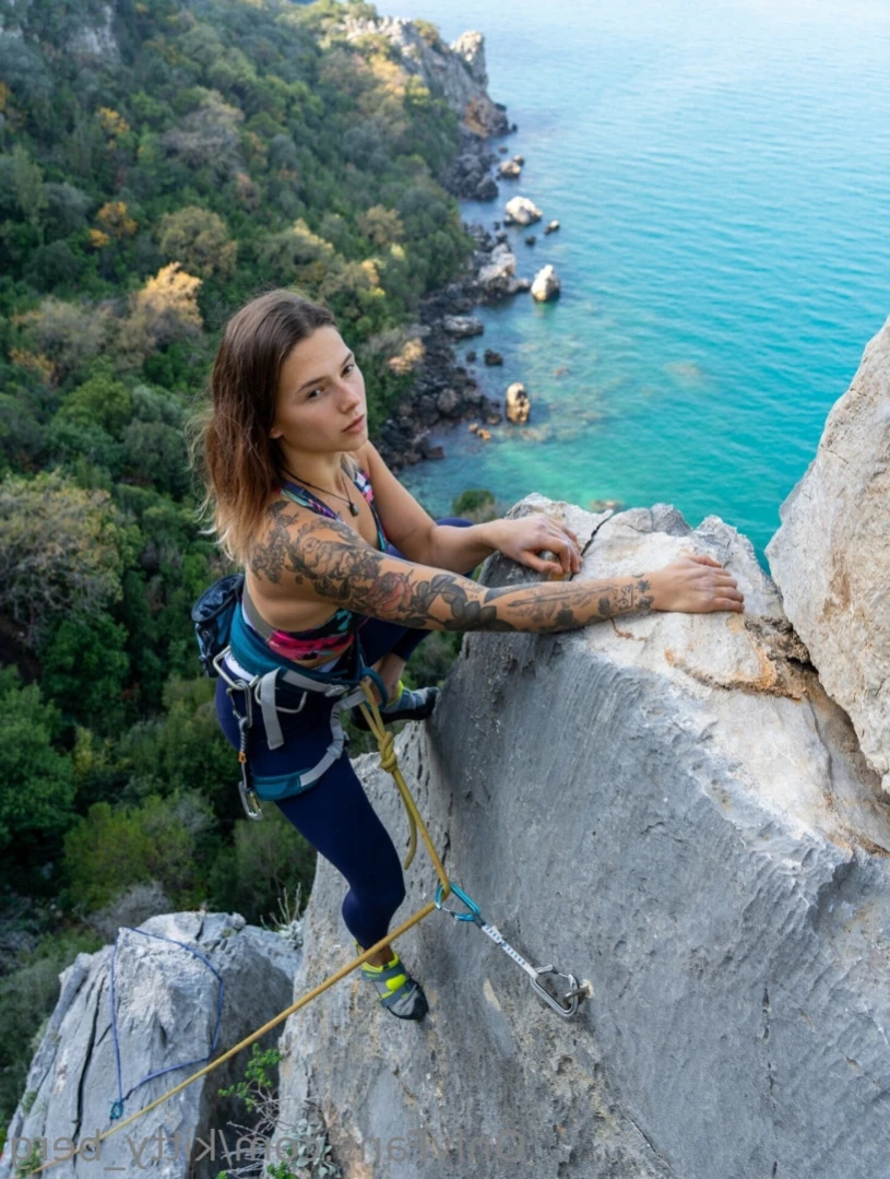 Kitty Berg 🏔1st nude climber [ kitty_berg ] Onlyfans leaked photo 15089809 on Hotleaks.tv