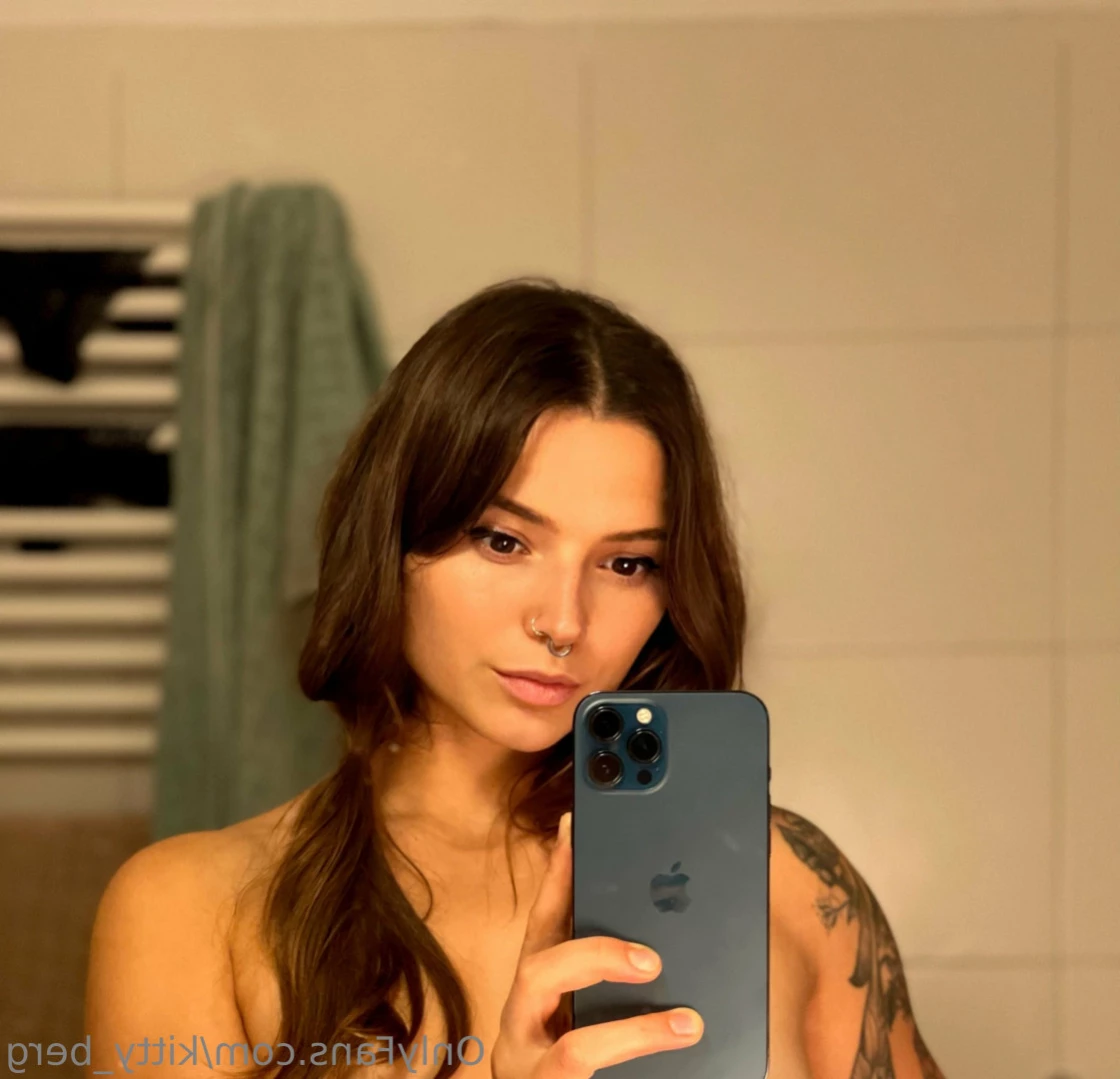 Kitty Berg 🏔1st nude climber [ kitty_berg ] Onlyfans leaked photo 15506870 on Hotleaks.tv