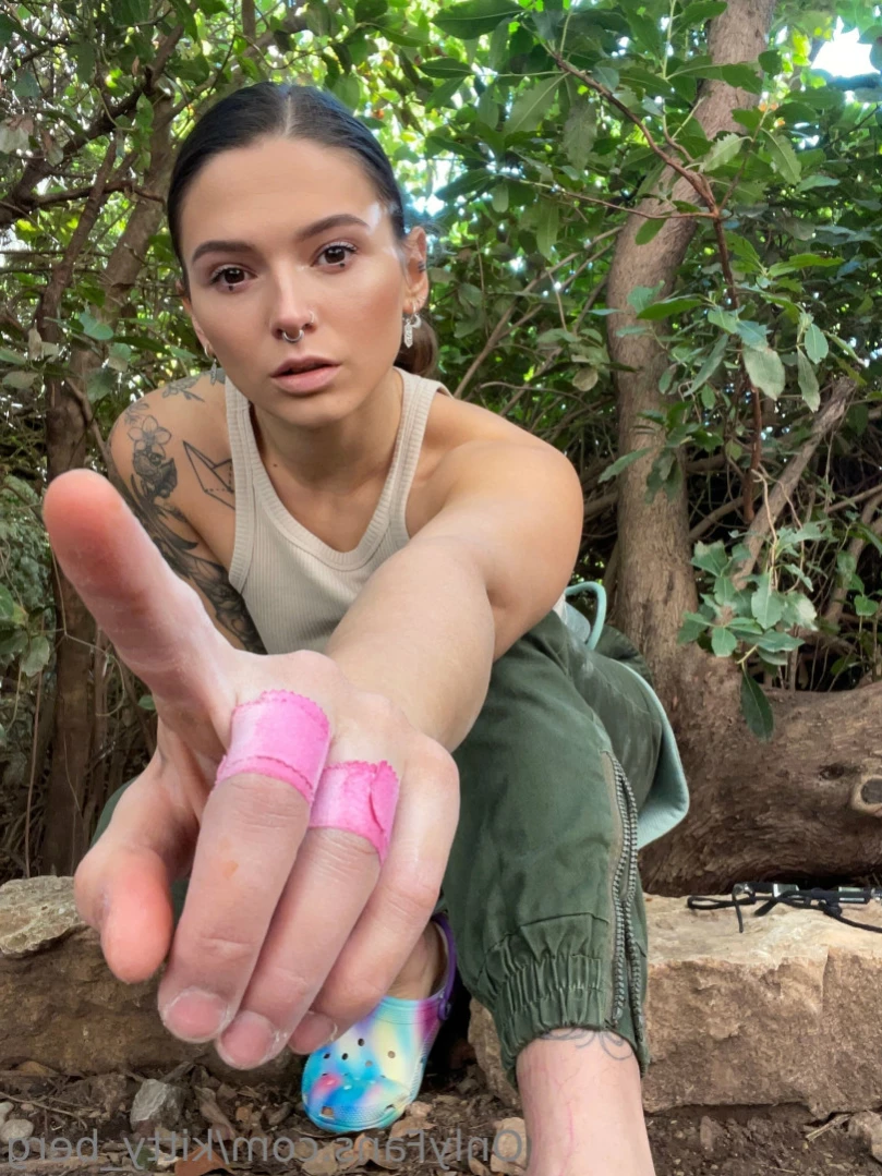 Kitty Berg 🏔1st nude climber [ kitty_berg ] Onlyfans leaked photo 15909610 on Hotleaks.tv