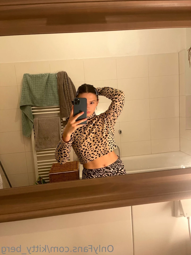 Kitty Berg 🏔1st nude climber [ kitty_berg ] Onlyfans leaked photo 15946487 on Hotleaks.tv