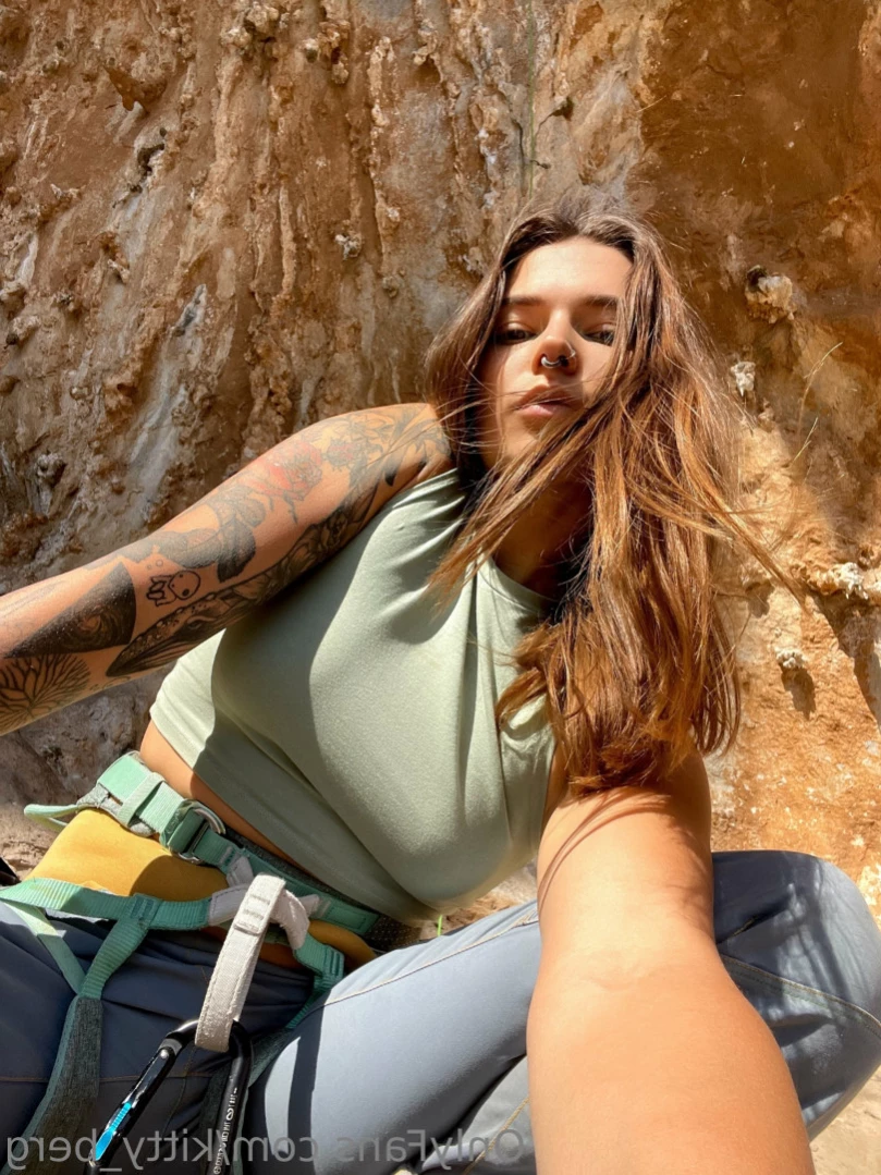Kitty Berg 🏔1st nude climber [ kitty_berg ] Onlyfans leaked photo 16051725 on Hotleaks.tv
