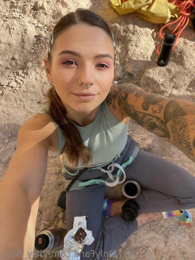 Kitty Berg 🏔1st nude climber [ kitty_berg ] Onlyfans leaked photo 16283687 on Hotleaks.tv