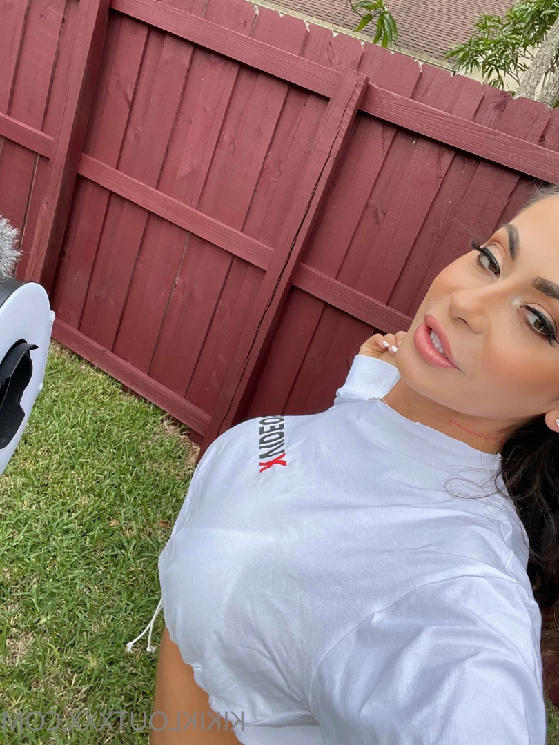 KiKi Klout [ kloutkiki ] Onlyfans leaked photo 8437319 on Hotleaks.tv