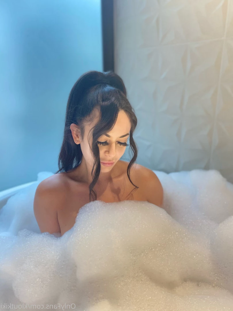 KiKi Klout [ kloutkiki ] Onlyfans leaked photo 8439231 on Hotleaks.tv