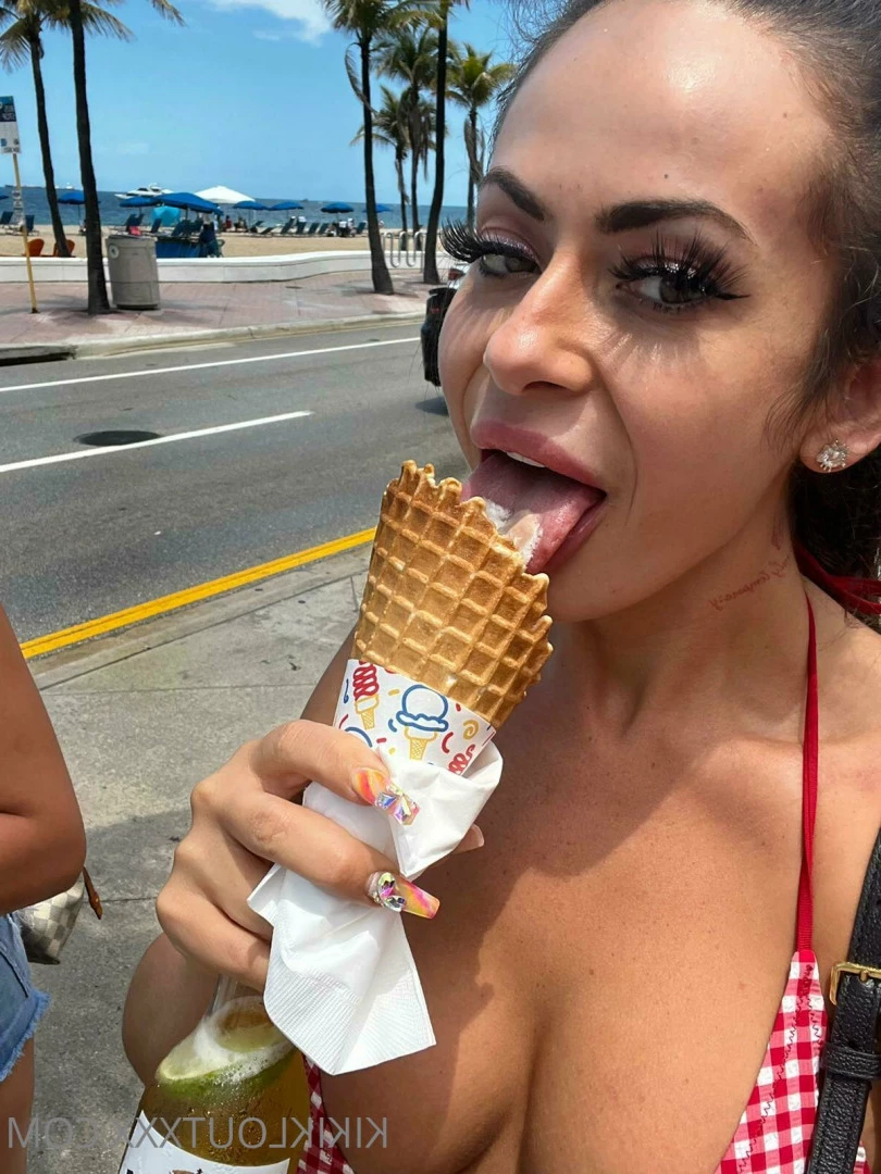 KiKi Klout [ kloutkiki ] Onlyfans leaked photo 8442756 on Hotleaks.tv