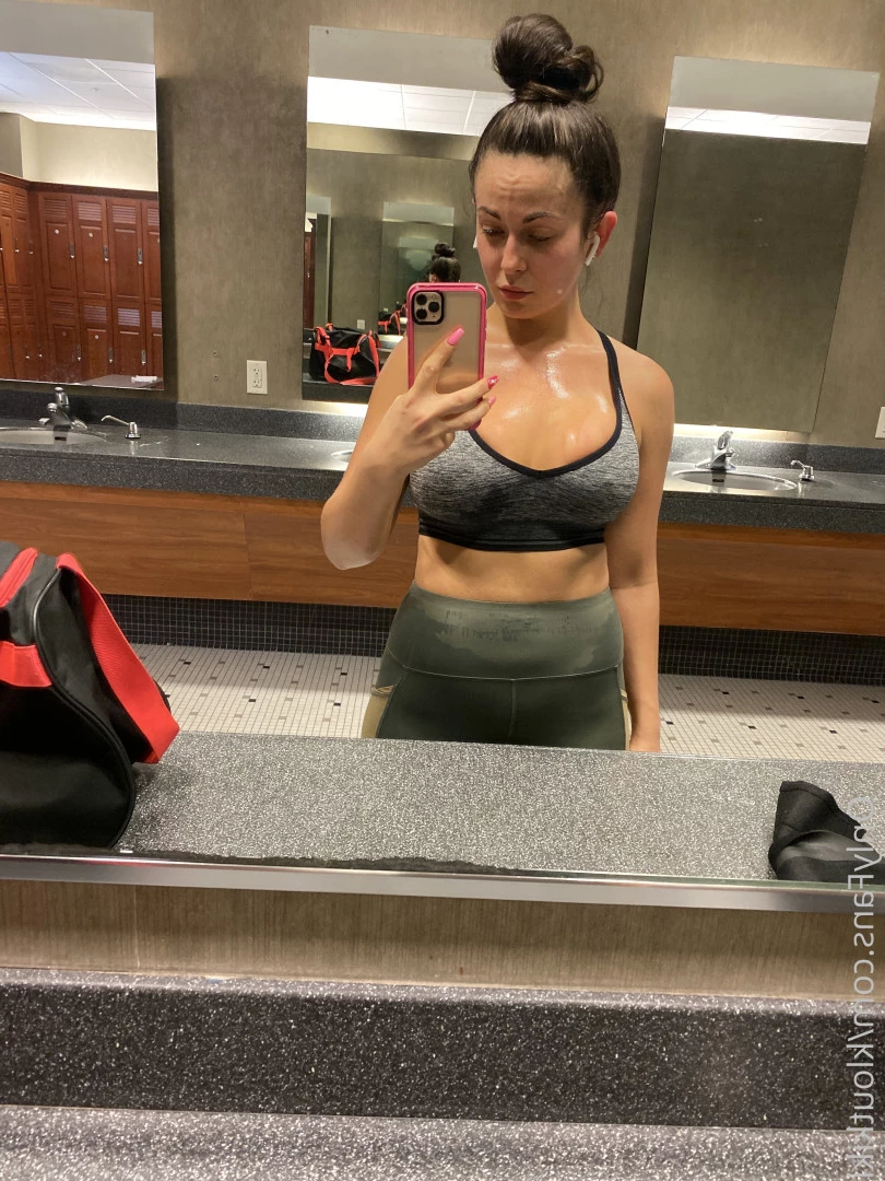KiKi Klout [ kloutkiki ] Onlyfans leaked photo 8450989 on Hotleaks.tv