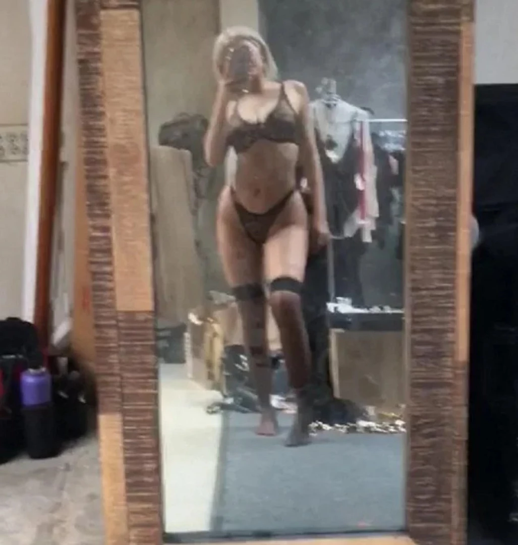 kyliejenner.2 Onlyfans leaked photo 8613766 on Hotleaks.tv
