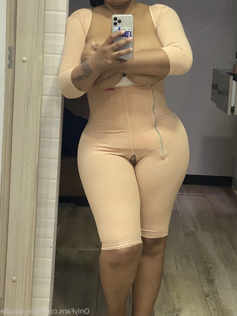 Lacey DuValle [ laceyduvalle ] Onlyfans leaked photo 17138230 on Hotleaks.tv