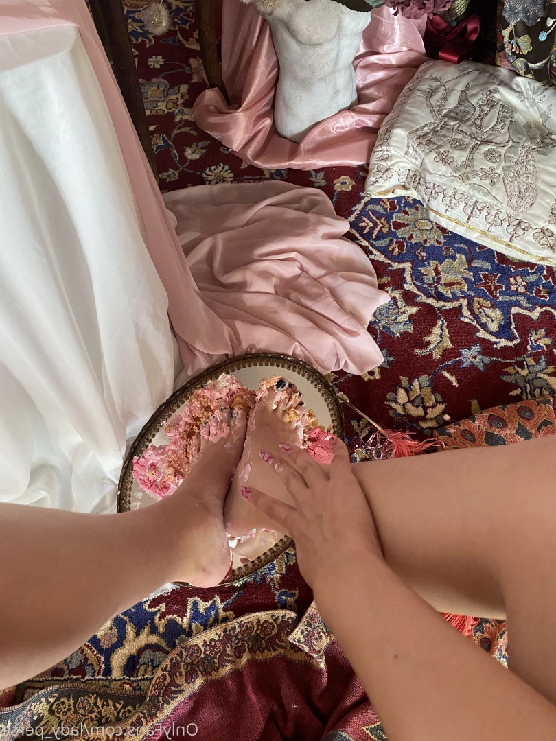Lady Perse [ lady_perse ] Onlyfans leaked photo 8640437 on Hotleaks.tv