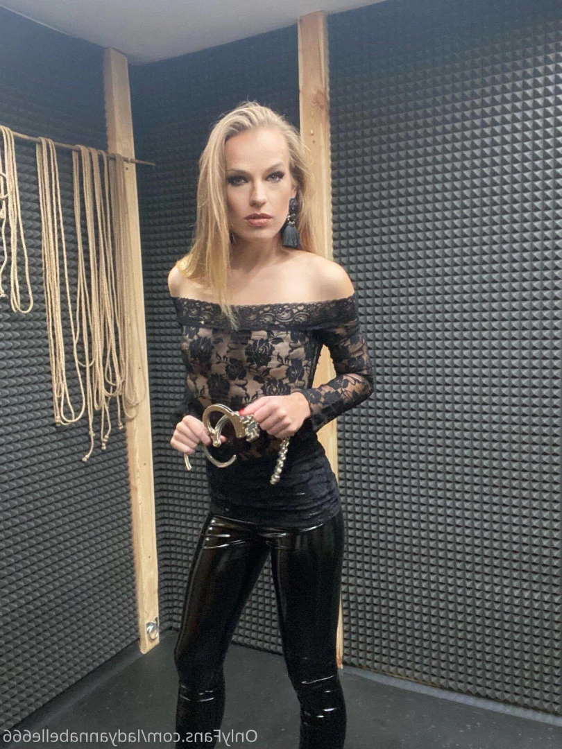 Lady Annabelle [ ladyannabelle666 ] Onlyfans leaked photo 10051207 on Hotleaks.tv