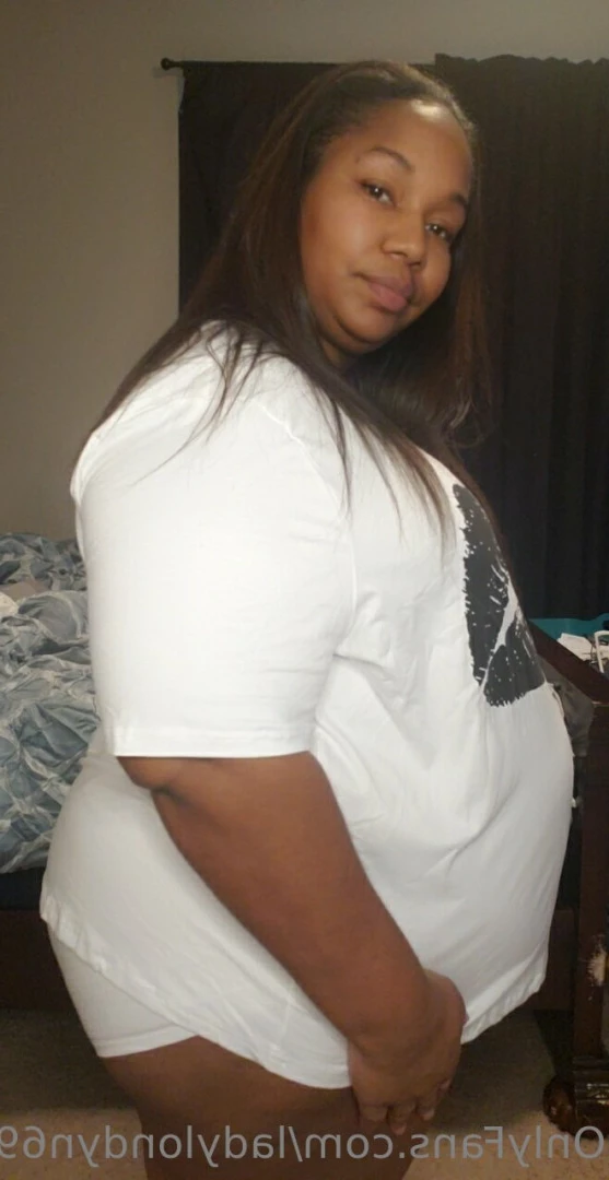 Lady Londyn [ ladylondyn69 ] Onlyfans leaked photo 8633927 on Hotleaks.tv