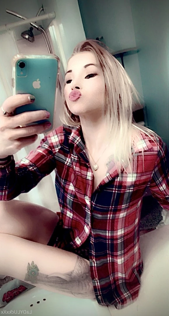 ladyluck18 Onlyfans leaked photo 9947601 on Hotleaks.tv