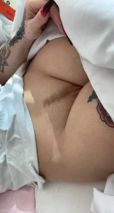 15973684