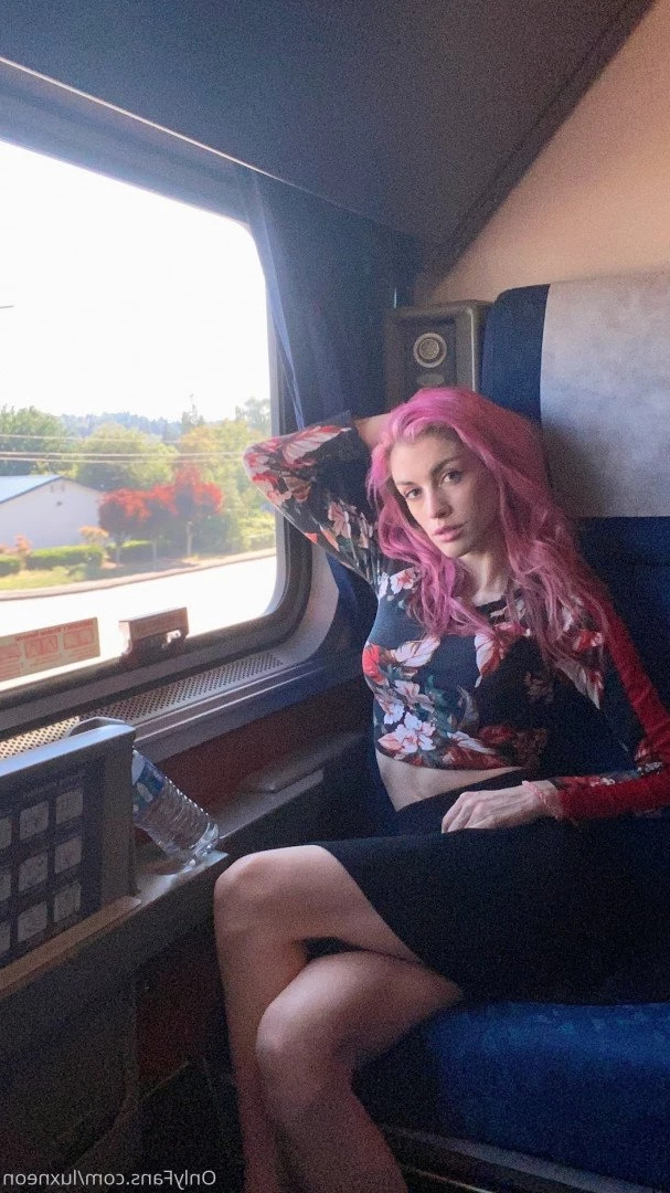 Busty Petite Lux [ luxneon ] Onlyfans leaked photo 752508 on Hotleaks.tv