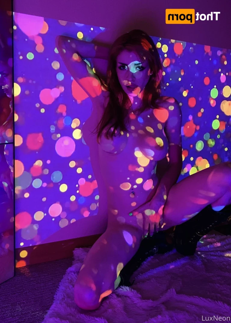 Busty Petite Lux [ luxneon ] Onlyfans leaked photo 12141985 on Hotleaks.tv