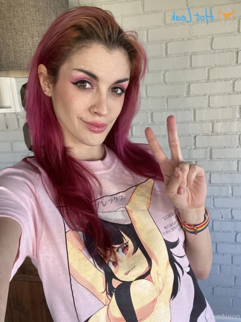 Busty Petite Lux [ luxneon ] Onlyfans leaked photo 12737905 on Hotleaks.tv