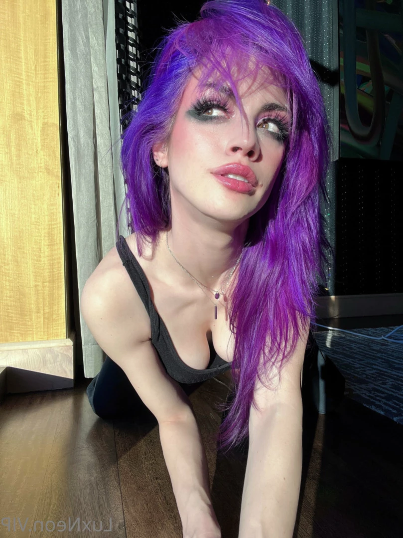 Busty Petite Lux [ luxneon ] Onlyfans leaked photo 16477704 on Hotleaks.tv