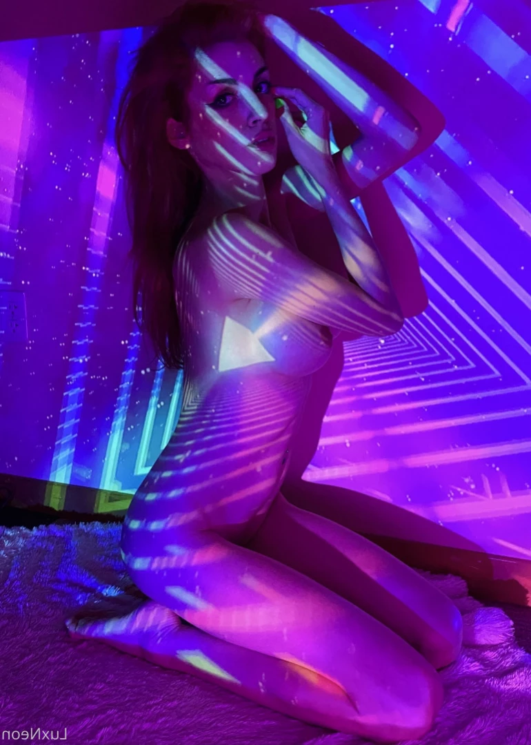 Busty Petite Lux [ luxneon ] Onlyfans leaked photo 16480811 on Hotleaks.tv
