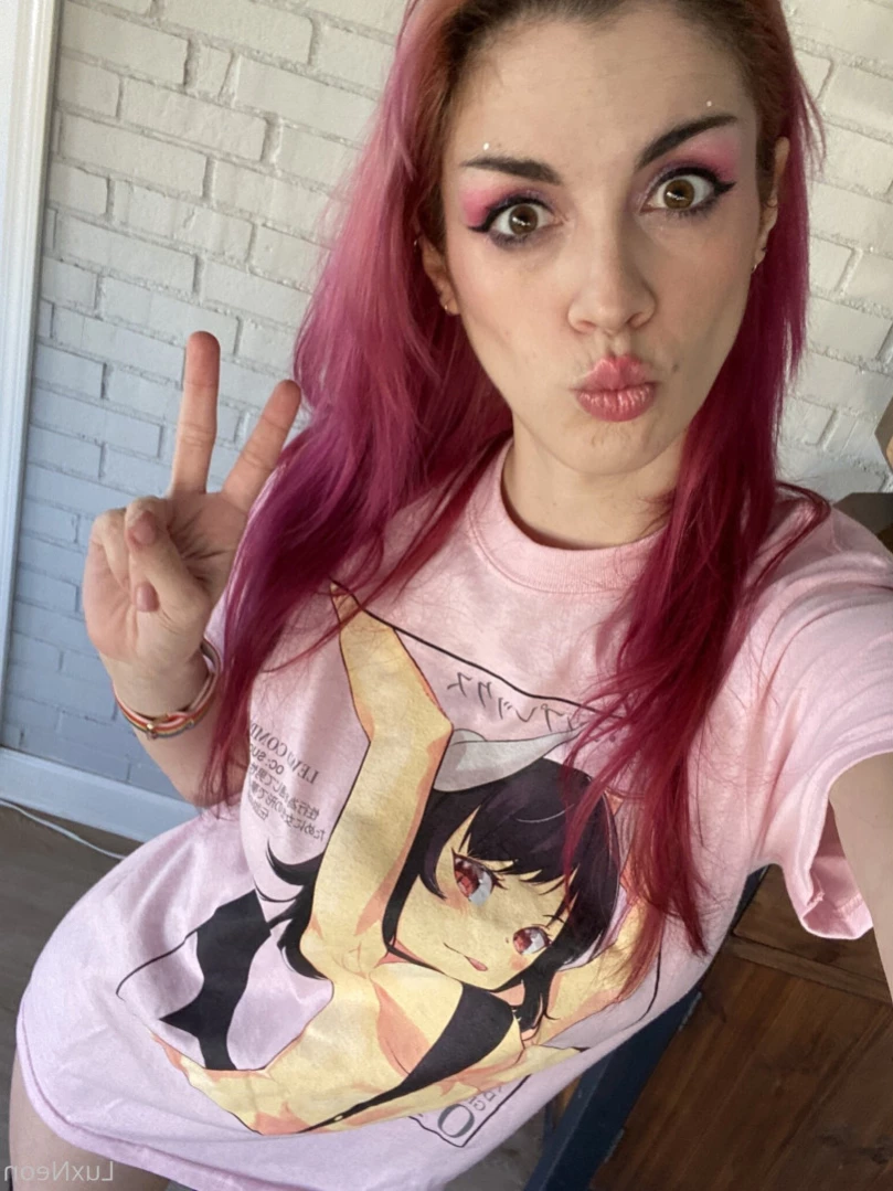 Busty Petite Lux [ luxneon ] Onlyfans leaked photo 16488740 on Hotleaks.tv