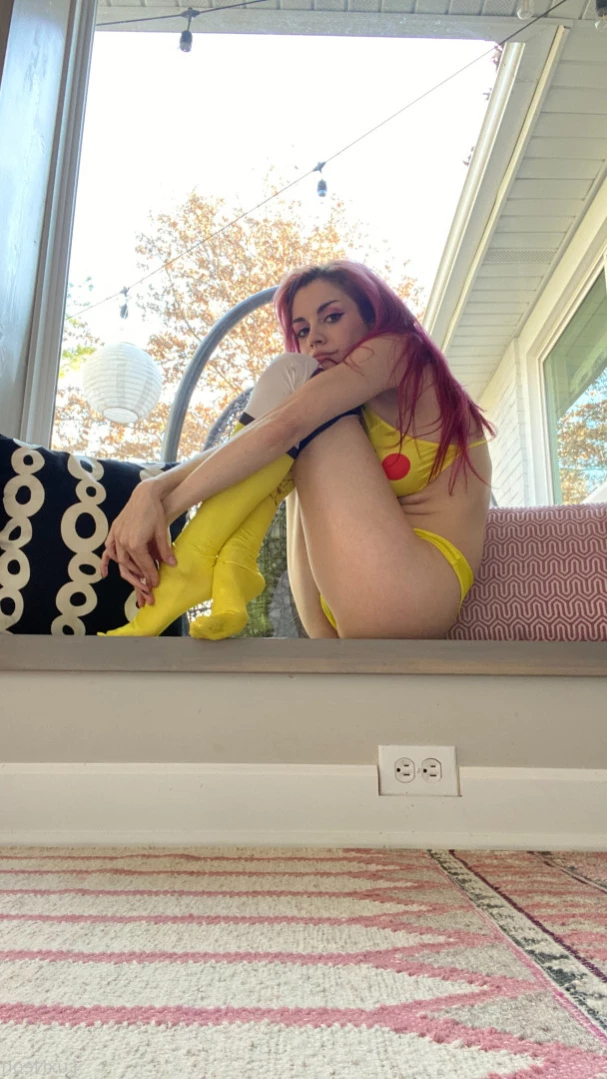 Busty Petite Lux [ luxneon ] Onlyfans leaked photo 16500351 on Hotleaks.tv