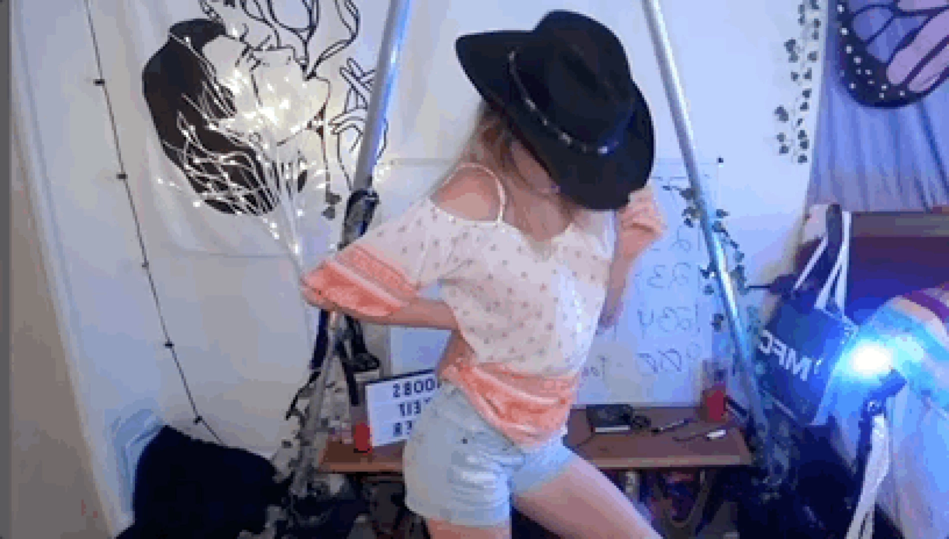 Busty Petite Lux [ luxneon ] Onlyfans leaked photo 16503442 on Hotleaks.tv