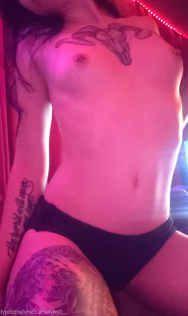 Larz [ larzstord ] Onlyfans leaked photo 13387727 on Hotleaks.tv