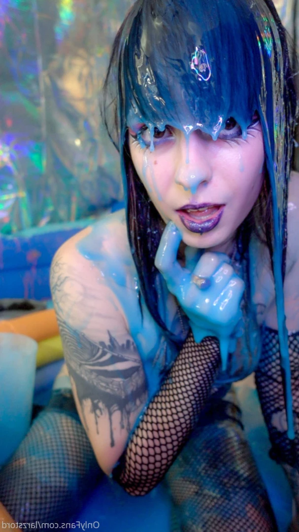 Larz [ larzstord ] Onlyfans leaked photo 14844204 on Hotleaks.tv
