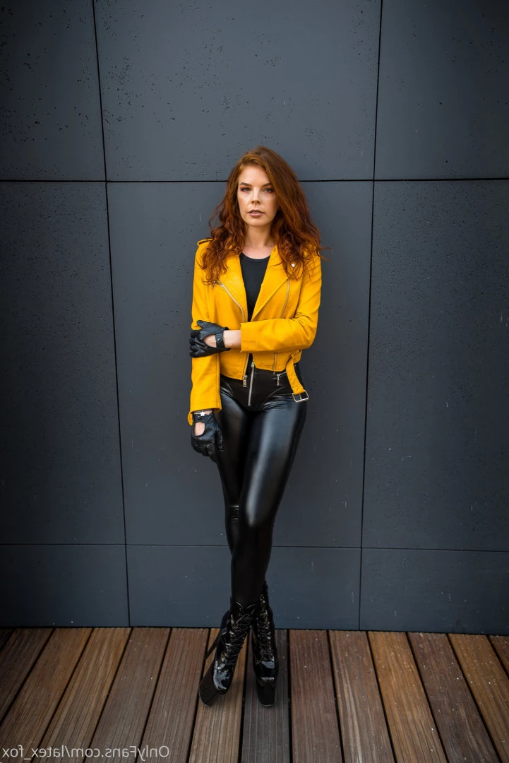 Latex Fox [ latex_fox ] Onlyfans leaked photo 8426463 on Hotleaks.tv