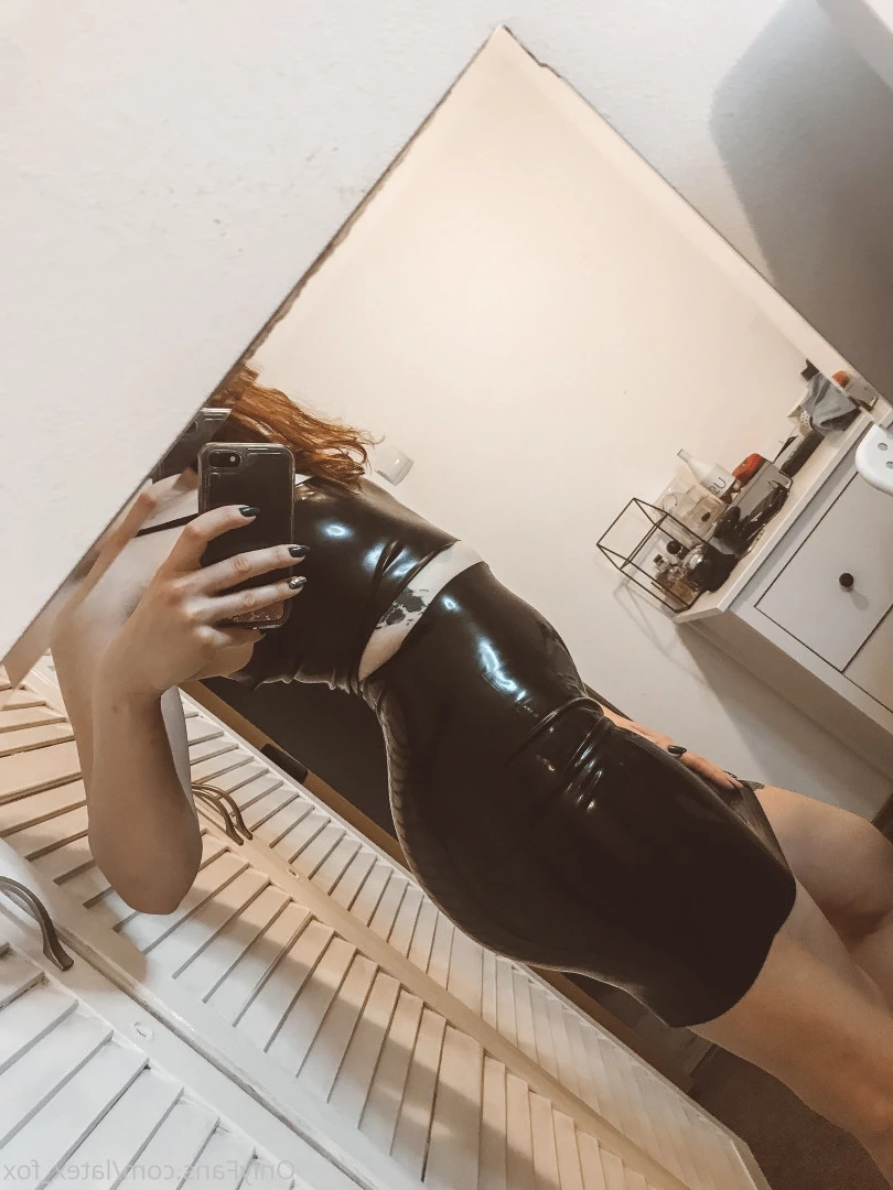 Latex Fox [ latex_fox ] Onlyfans leaked photo 8429695 on Hotleaks.tv