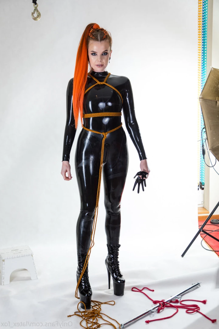 Latex Fox [ latex_fox ] Onlyfans leaked photo 8430048 on Hotleaks.tv