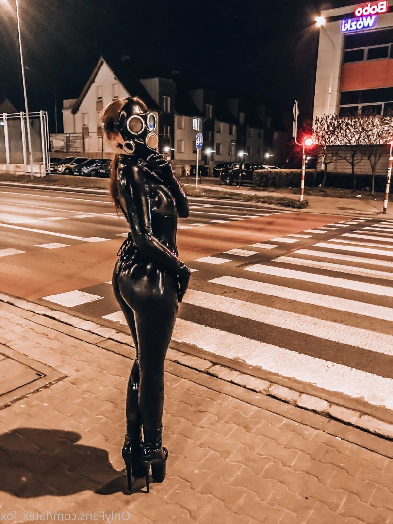 Latex Fox [ latex_fox ] Onlyfans leaked photo 8432278 on Hotleaks.tv