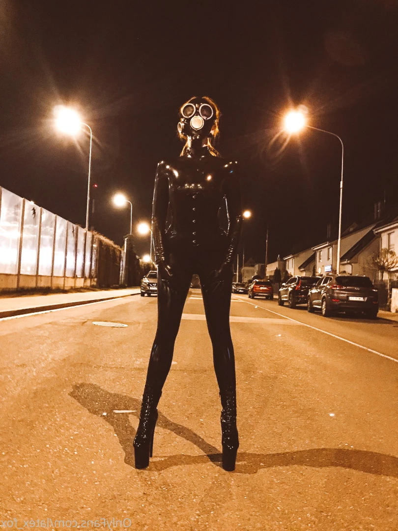 Latex Fox [ latex_fox ] Onlyfans leaked photo 8432413 on Hotleaks.tv