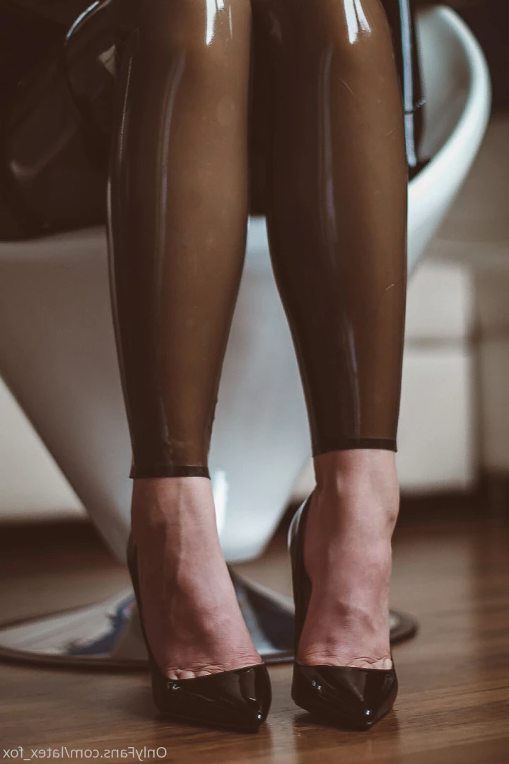 Latex Fox [ latex_fox ] Onlyfans leaked photo 8433202 on Hotleaks.tv