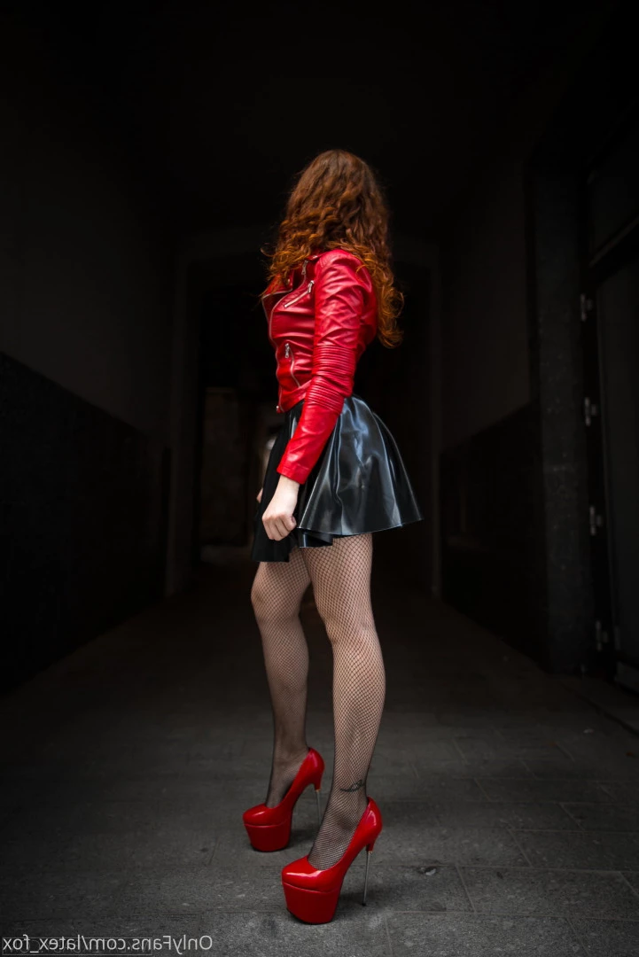 Latex Fox [ latex_fox ] Onlyfans leaked photo 8433293 on Hotleaks.tv