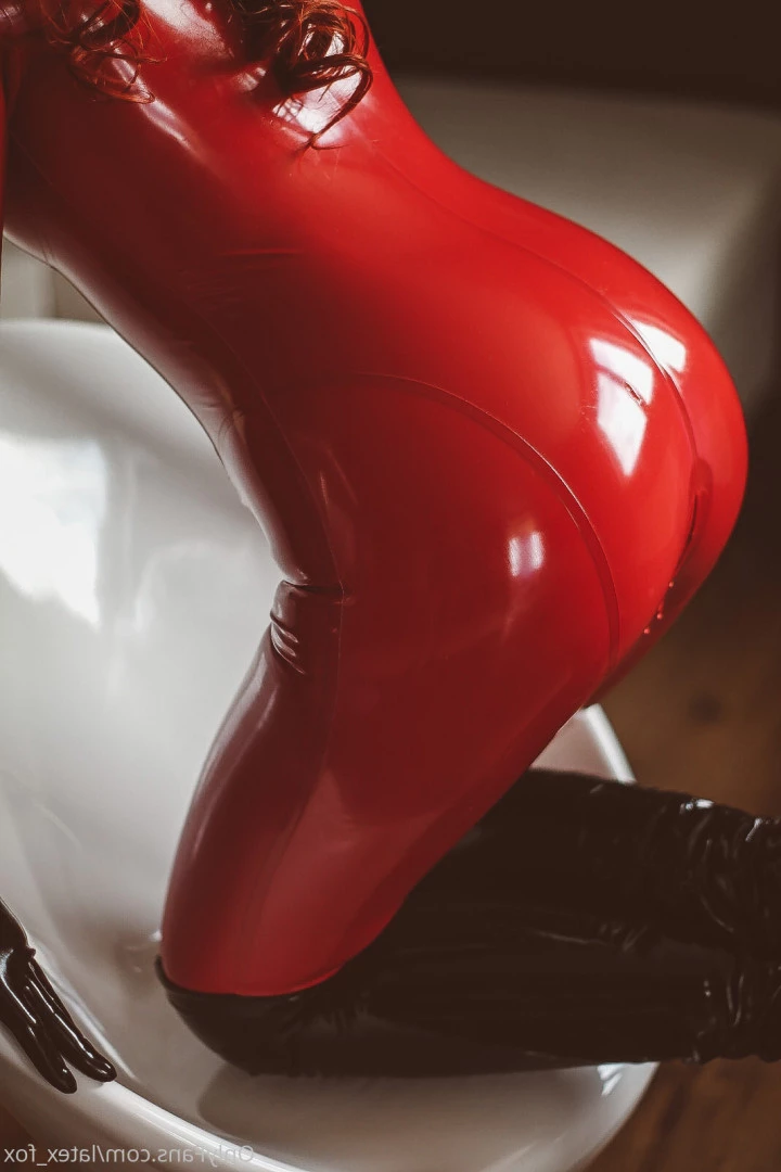 Latex Fox [ latex_fox ] Onlyfans leaked photo 8435438 on Hotleaks.tv