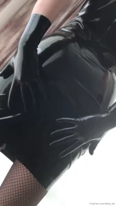 Latex Fox [ latex_fox ] Onlyfans leaked video 10358709 on Hotleaks.tv