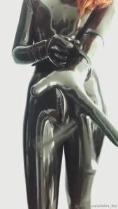 Latex Fox [ latex_fox ] Onlyfans leaked video 10358720 on Hotleaks.tv