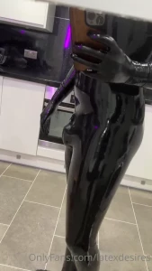 10358525