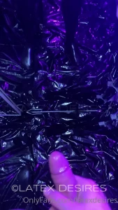 10358527
