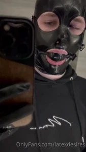 10358642