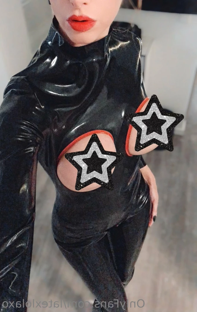 Latex Lola XO 💕 [ latexlolaxo ] Onlyfans leaked photo 8533043 on Hotleaks.tv