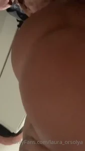15759086