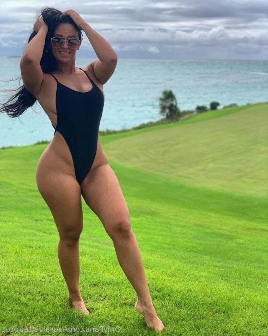 Laura Ivette VIP [ lauraivetteg ] Onlyfans leaked photo 8417067 on Hotleaks.tv