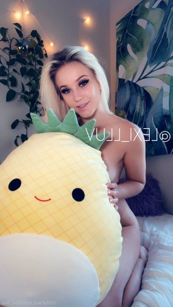 Lexi Luv [ lexi_lluv ] Onlyfans leaked photo 8633739 on Hotleaks.tv