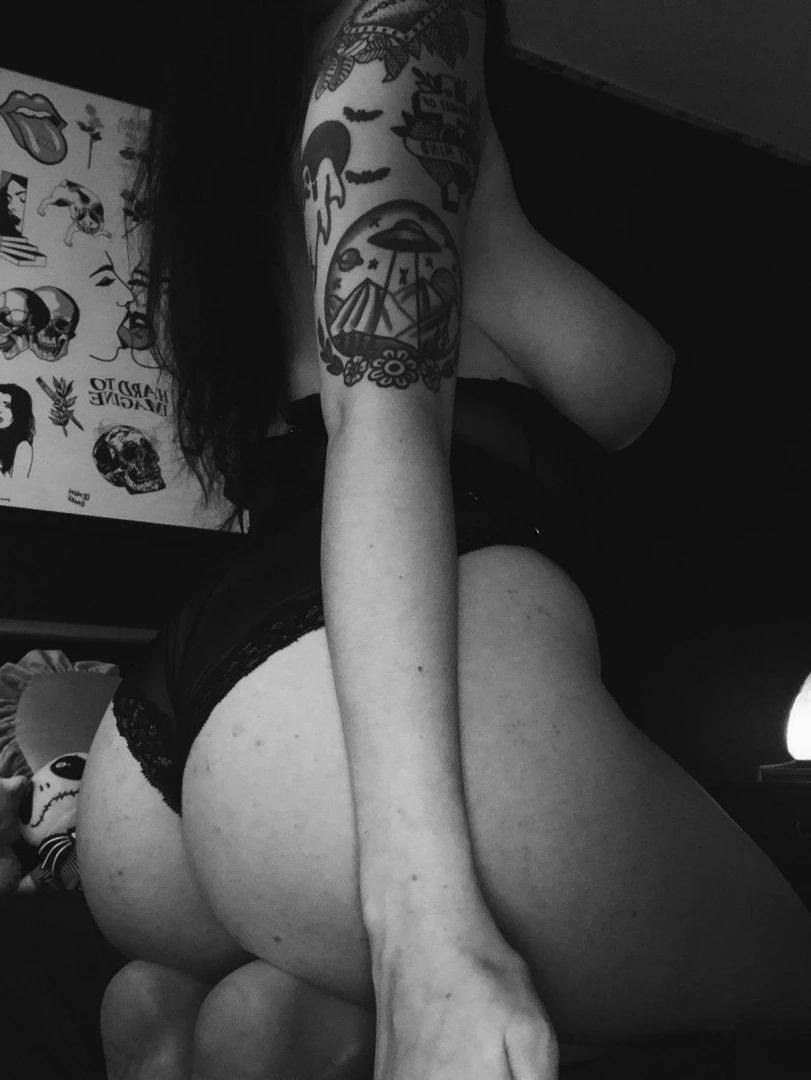 𝐿𝓎𝒹𝒾𝒶 𝒢𝒽♡𝓈𝓉 🕊 🜏 [ lydiagh0st ] Onlyfans leaked photo 755896 on Hotleaks.tv